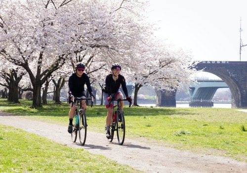 Experience the City of Philadelphia After Dark with Night-Time Cycling Events